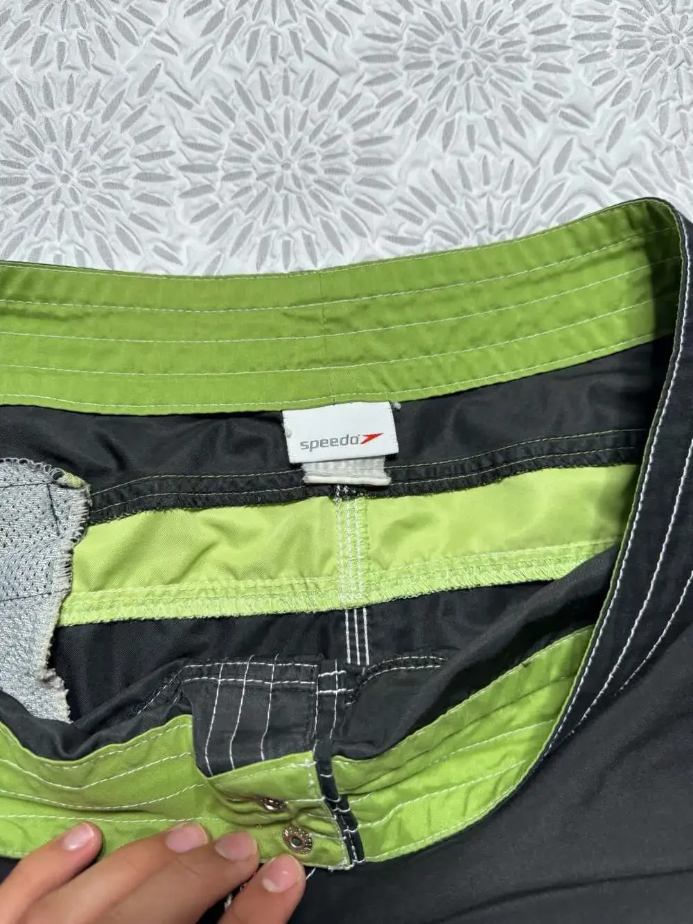 Speedo Men's Board Shorts Swim Trunks Black with Green Accent